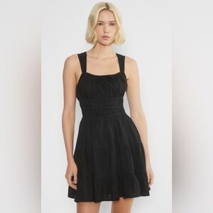 Aritzia Sunday Best Poplin Dress.